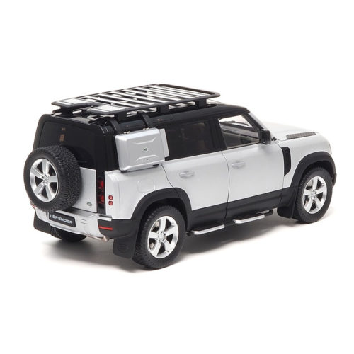 Land Rover Defender 110 (2020) with Roof Pack - Satin Indus Silver 1:18 ALMOST REAL ALM 810806